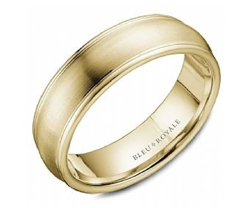 Gent's 14kt yellow gold BLEU ROYALE Designer wedding band in 6.5mm width
Ring size = 10